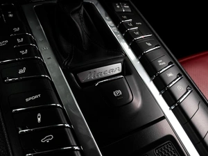 Внедорожник Porsche Macan S 2017 года, 3996000 рублей, Тюмень