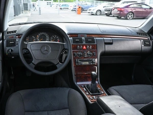 Седан Mercedes-benz E-класс 1998 года, 769000 рублей, Волгоград