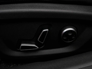 Лифтбек Changan UNI-V 2023 года, 2385000 рублей, Волгоград