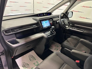 Минивэн Honda Stepwgn Spada 2021 года, 2300000 рублей, Красноярск