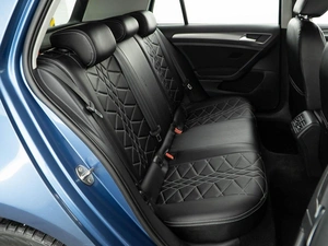 Хетчбэк Volkswagen Golf 2013 года, 1298999 рублей, Москва