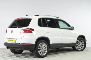 Внедорожник Volkswagen Tiguan 2013 года, 1679000 рублей, Челябинск