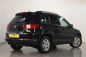 Внедорожник Volkswagen Tiguan 2012 года, 1259000 рублей, Челябинск