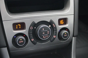 Хетчбэк Peugeot 308 2009 года, 385000 рублей, Красноярск