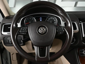 Внедорожник Volkswagen Touareg 2012 года, 2375000 рублей, Аксай