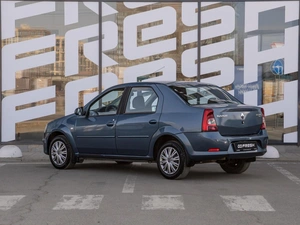 Седан Renault Logan 2011 года, 499000 рублей, Краснодар