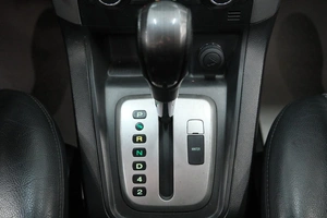 Внедорожник Chevrolet Captiva 2010 года, 1089000 рублей, Омск