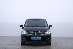 Хетчбэк Nissan Tiida 2010 года, 789000 рублей, Омск