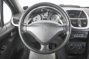 Хетчбэк Peugeot 207 2007 года, 409000 рублей, Кемерово