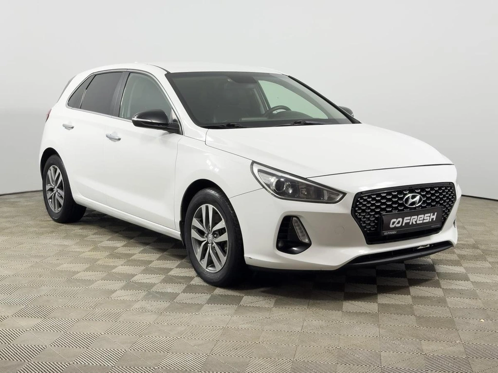 Хетчбэк Hyundai i30 2017 года, 1299900 рублей, Казань