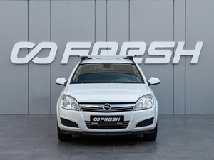 Универсал Opel Astra 2013 года, 830000 рублей, Краснодар