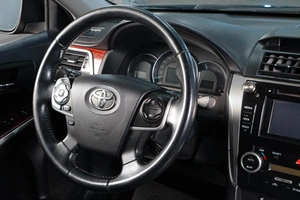 Седан Toyota Camry 2012 года, 1569000 рублей, Тюмень