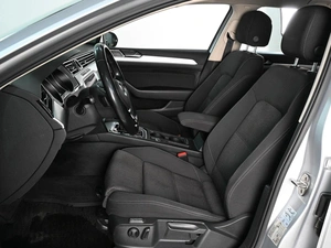 Универсал Volkswagen Passat 2018 года, 2259000 рублей, Аксай