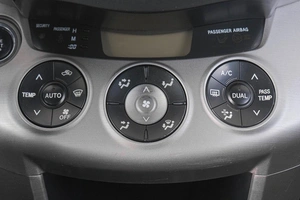 Внедорожник Toyota RAV4 2007 года, 1149000 рублей, Кемерово