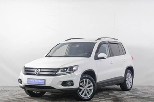 Внедорожник Volkswagen Tiguan 2011 года, 1339000 рублей, Кемерово
