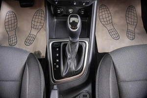 Седан Hyundai Solaris 2019 года, 1339000 рублей, Пермь