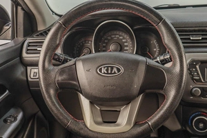 Седан Kia Rio 2012 года, 899000 рублей, Челябинск