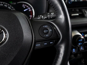 Внедорожник Toyota RAV4 2021 года, 3799000 рублей, Краснодар