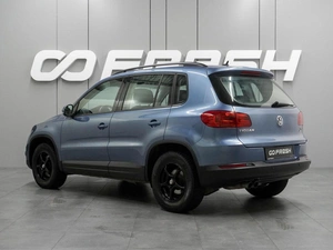 Внедорожник Volkswagen Tiguan 2013 года, 1219000 рублей, Воронеж