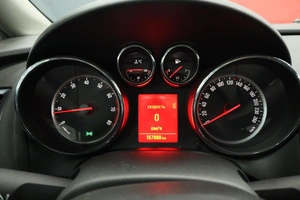 Седан Opel Astra 2013 года, 1030000 рублей, Курск