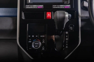 Хетчбэк Toyota Tank 2019 года, 1329000 рублей, Томск