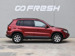 Внедорожник Volkswagen Tiguan 2013 года, 1520000 рублей, Краснодар