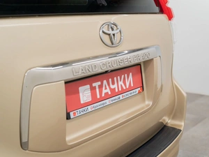 Внедорожник Toyota Land Cruiser Prado 2010 года, 2650000 рублей, Красноярск