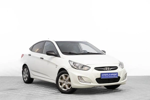 Седан Hyundai Solaris 2014 года, 699000 рублей, Барнаул