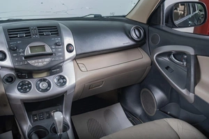 Внедорожник Toyota RAV4 2007 года, 1099000 рублей, Томск