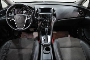 Хетчбэк Opel Astra 2011 года, 629000 рублей, Новокузнецк