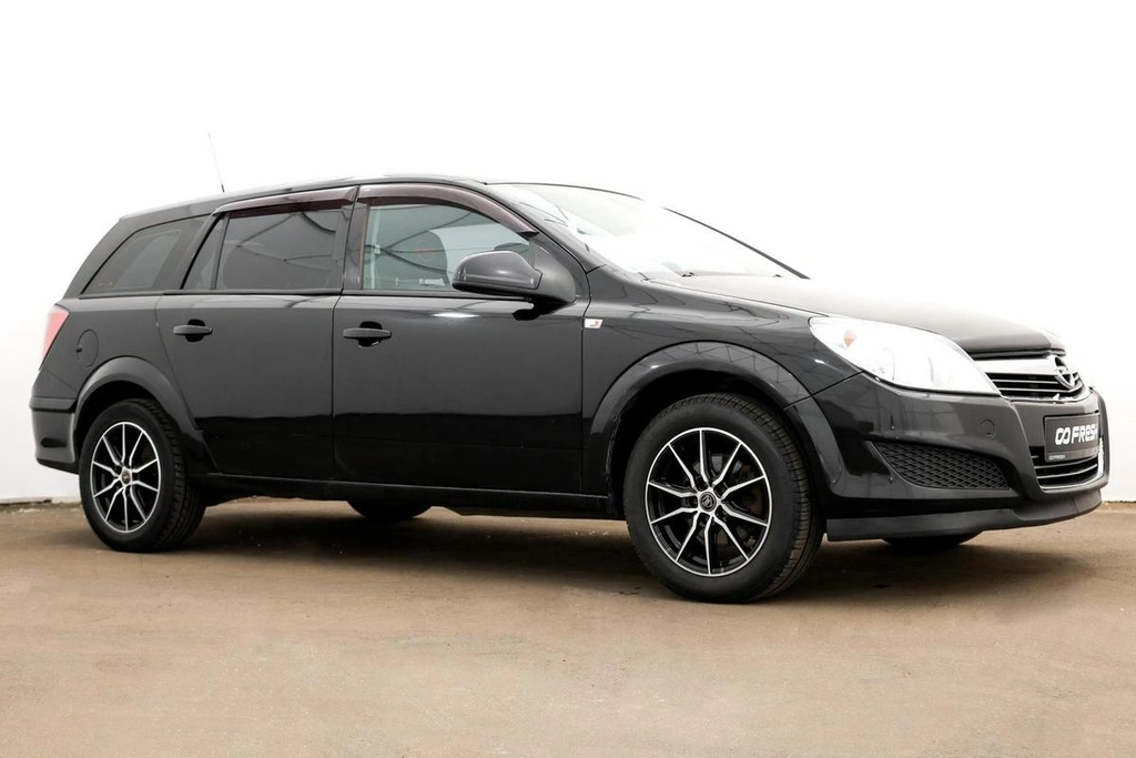 Универсал Opel Astra 2011 года, 690000 рублей, Орёл