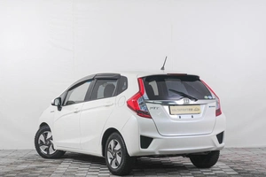 Хетчбэк Honda Fit 2016 года, 1209000 рублей, Кемерово