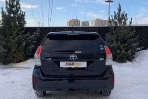 Универсал Toyota Prius V 2016 года, 1310000 рублей, Красноярск