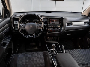 Внедорожник Mitsubishi Outlander 2018 года, 2180000 рублей, Краснодар