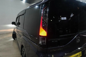 Минивэн Honda Stepwgn Spada 2015 года, 1799000 рублей, Новокузнецк