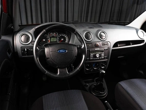 Хетчбэк Ford Fusion 2007 года, 519000 рублей, Тюмень