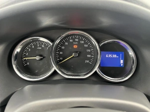 Седан Renault Logan 2016 года, 790000 рублей, Клинцы