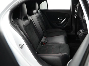 Хетчбэк Mercedes-benz A-класс 2019 года, 2347077 рублей, Москва