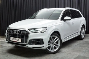 Внедорожник Audi Q7 2020 года, 7480000 рублей, Красноярск