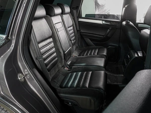 Внедорожник Volkswagen Touareg 2012 года, 2549000 рублей, Воронеж