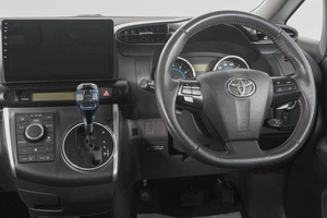 Минивэн Toyota Wish 2010 года, 1299000 рублей, Кемерово