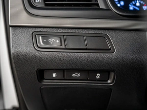 Седан Hyundai Sonata 2018 года, 1800000 рублей, Красноярск