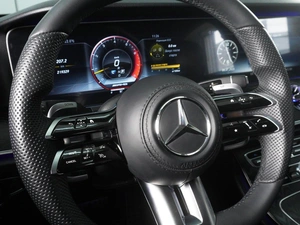 Седан Mercedes-benz E-класс 2016 года, 2270000 рублей, Красный Пахарь