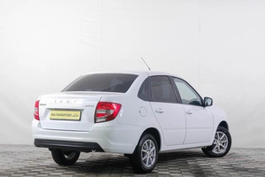 Седан ВАЗ (LADA) Granta 2023 года, 909000 рублей, Кемерово