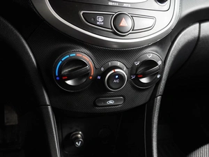 Хетчбэк Hyundai Solaris 2013 года, 869000 рублей, Воронеж