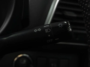 Хетчбэк Toyota Ractis 2012 года, 999000 рублей, Тюмень