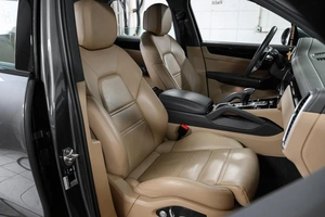 Внедорожник Porsche Cayenne 2021 года, 9299000 рублей, Ульяновск
