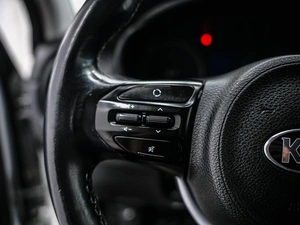 Хетчбэк Kia Rio X-Line 2019 года, 1400000 рублей, Красноярск