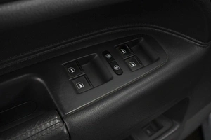 Внедорожник Volkswagen Touareg 2006 года, 1020000 рублей, Омск