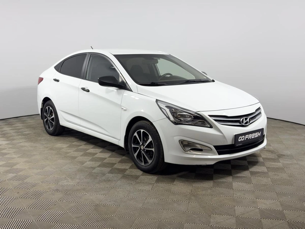 Седан Hyundai Solaris 2015 года, 1199900 рублей, Казань